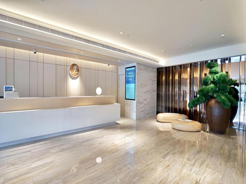Ji Hotel Shanghai Hongqiao National Convention And Exhibition Center Xujing Buitenkant foto